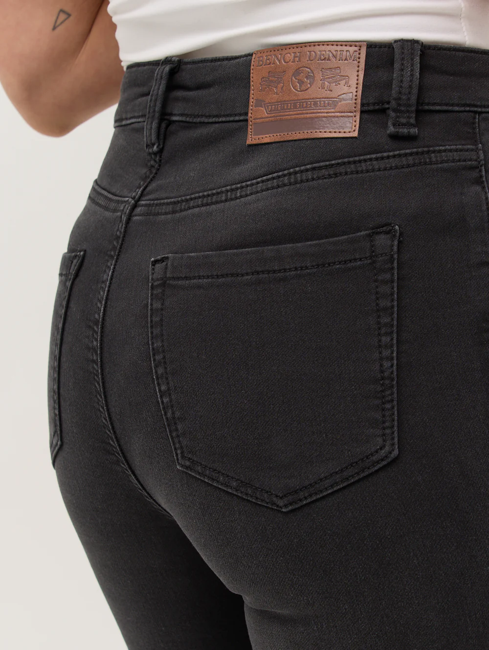 Riley Eco-Friendly Skinny Jeans - Image 2
