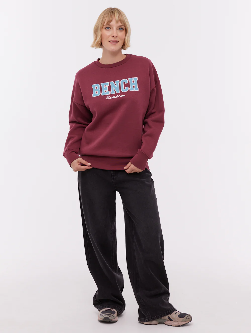 Ercie Collegiate Crew Neck - Red - Image 2