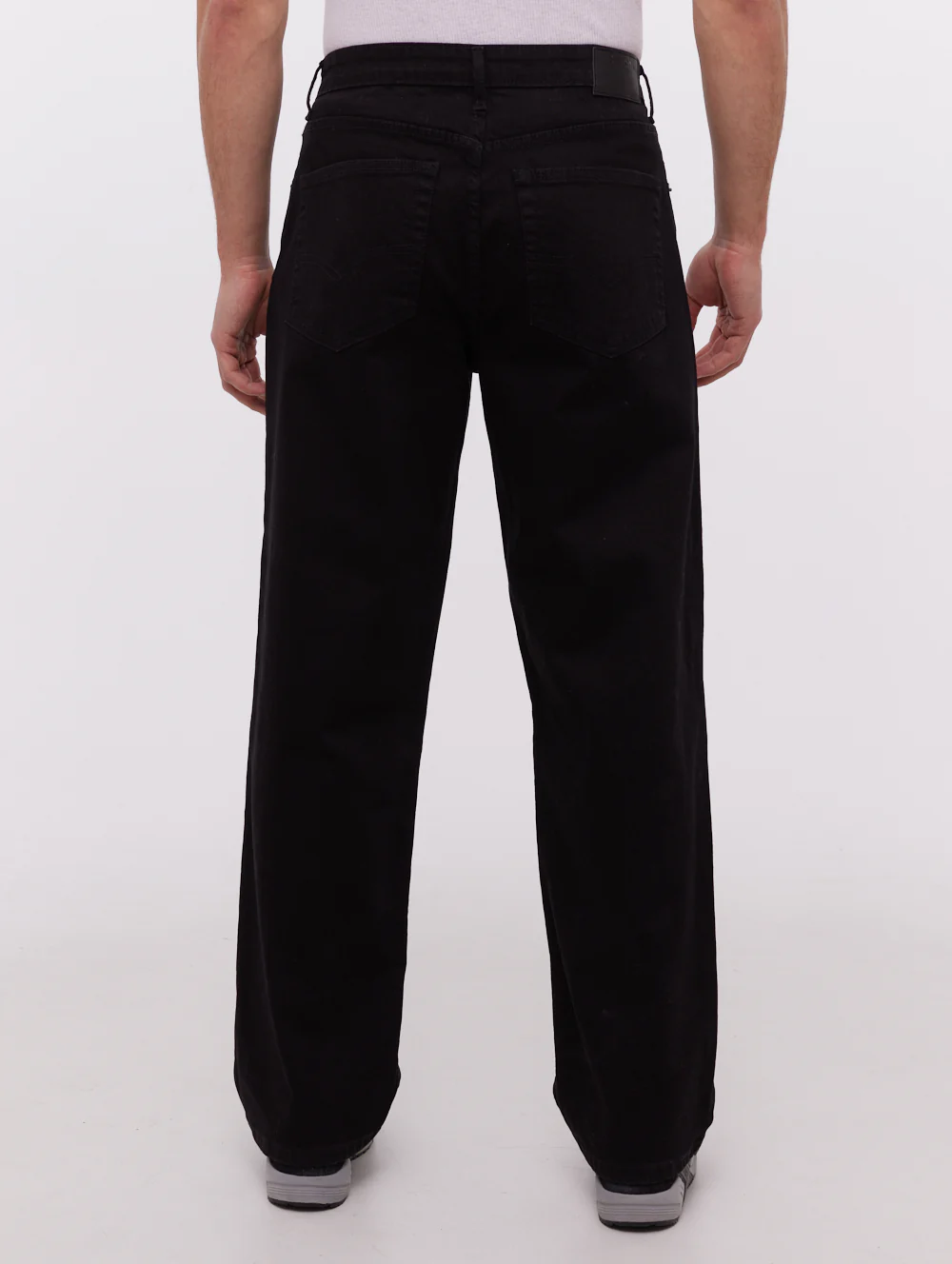 Jeffers Relaxed Fit Jeans - Black - Image 5