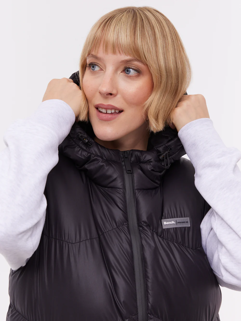 Saz Longline Hooded Vest - Black - Image 3